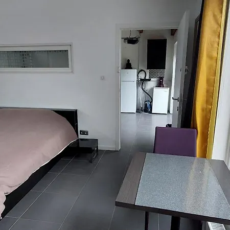 Nest Plus Reservable Мало-ле-Бен